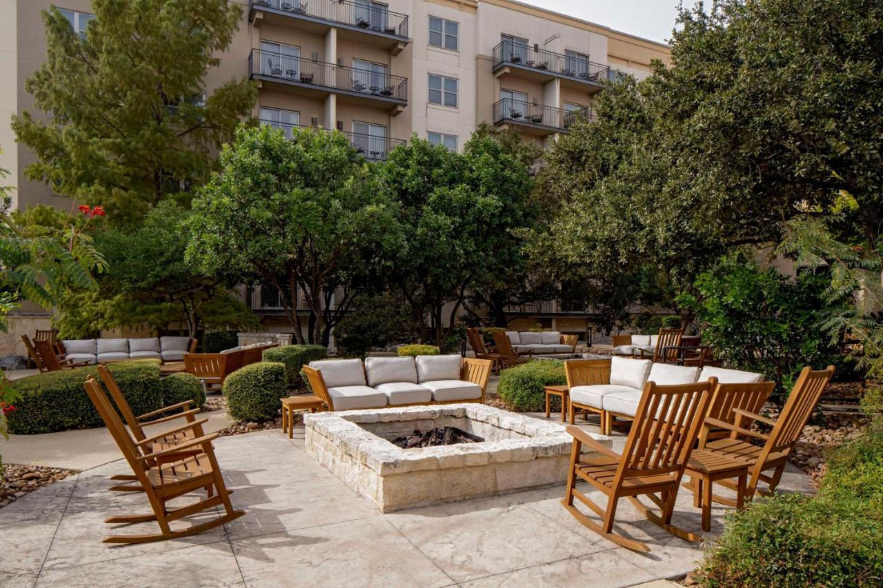 Hilton San Antonio Hill Country Hotell Exteriör bild